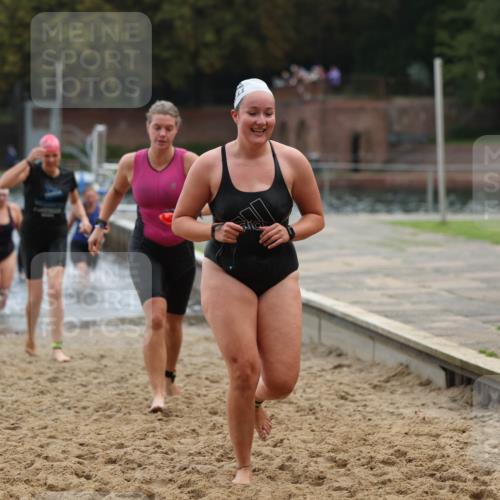 13.09.2026 - Stadtparktriathlon Mo-Foto http://msf.ph/oto/10258611 13.09.2026 11:13:33 Schwimmen 724, 737, 740, 741, 747, 750, 757, 805, 812, 822, 825, 826 meine-sportfotos.de
