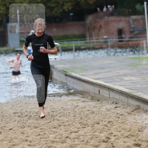 13.09.2026 - Stadtparktriathlon Mo-Foto http://msf.ph/oto/10258612 13.09.2026 11:53:53 Schwimmen 957, 986, 995, 1007, 1024, 1045, 1054 meine-sportfotos.de