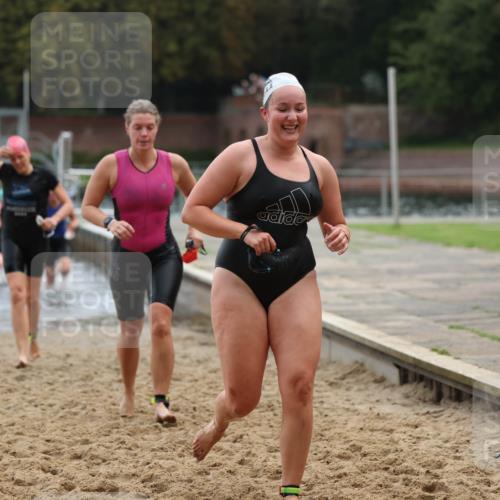 13.09.2026 - Stadtparktriathlon Mo-Foto http://msf.ph/oto/10258614 13.09.2026 11:13:33 Schwimmen 724, 737, 740, 741, 747, 750, 757, 805, 812, 822, 825, 826 meine-sportfotos.de