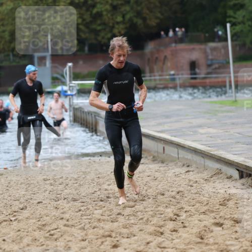 13.09.2026 - Stadtparktriathlon Mo-Foto http://msf.ph/oto/10258619 13.09.2026 11:53:54 Schwimmen 957, 986, 995, 1024, 1045 meine-sportfotos.de