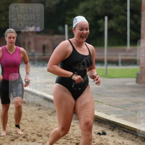 13.09.2026 - Stadtparktriathlon Mo-Foto http://msf.ph/oto/10258620 13.09.2026 11:13:34 Schwimmen 724, 737, 740, 741, 747, 750, 757, 805, 812, 822, 825, 826 meine-sportfotos.de