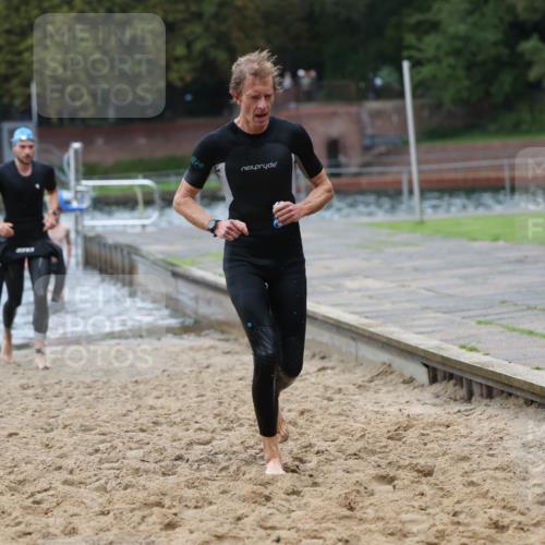 13.09.2026 - Stadtparktriathlon Mo-Foto http://msf.ph/oto/10258622 13.09.2026 11:53:54 Schwimmen 957, 986, 995, 1024, 1045 meine-sportfotos.de