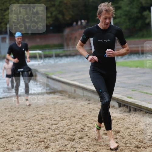 13.09.2026 - Stadtparktriathlon Mo-Foto http://msf.ph/oto/10258627 13.09.2026 11:53:55 Schwimmen 957, 986, 995, 1024, 1045 meine-sportfotos.de