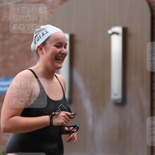 13.09.2026 - Stadtparktriathlon Mo-Foto http://msf.ph/oto/10258632 13.09.2026 11:13:35 Schwimmen 724, 728, 737, 740, 741, 747, 750, 757, 805, 812, 822, 825, 826 meine-sportfotos.de