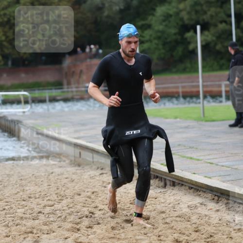 13.09.2026 - Stadtparktriathlon Mo-Foto http://msf.ph/oto/10258640 13.09.2026 11:53:58 Schwimmen 957, 961, 986, 995, 1045 meine-sportfotos.de