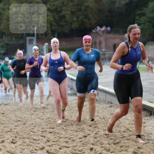 13.09.2026 - Stadtparktriathlon Mo-Foto http://msf.ph/oto/10258680 13.09.2026 11:13:42 Schwimmen 728, 737, 740, 741, 748, 751, 757, 767, 805, 812, 822, 825, 826, 828 meine-sportfotos.de