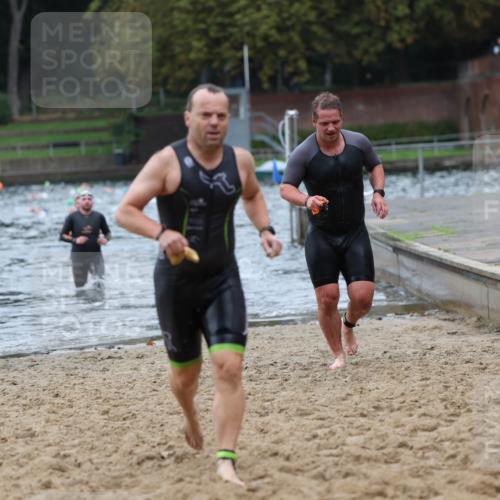 13.09.2026 - Stadtparktriathlon Mo-Foto http://msf.ph/oto/10258682 13.09.2026 11:54:06 Schwimmen 960, 961, 975, 995, 1005, 1011, 1045, 1061 meine-sportfotos.de