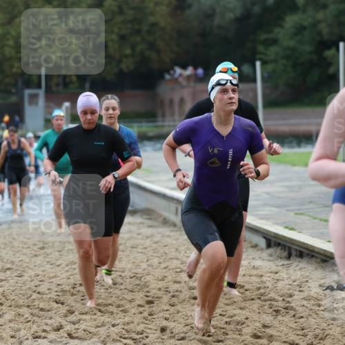13.09.2026 - Stadtparktriathlon Mo-Foto http://msf.ph/oto/10258700 13.09.2026 11:13:45 Schwimmen 728, 737, 740, 741, 745, 748, 751, 757, 767, 805, 822, 825, 828 meine-sportfotos.de