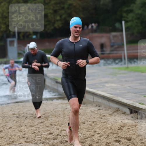 13.09.2026 - Stadtparktriathlon Mo-Foto http://msf.ph/oto/10258713 13.09.2026 11:54:13 Schwimmen 960, 961, 975, 1005, 1011, 1061 meine-sportfotos.de