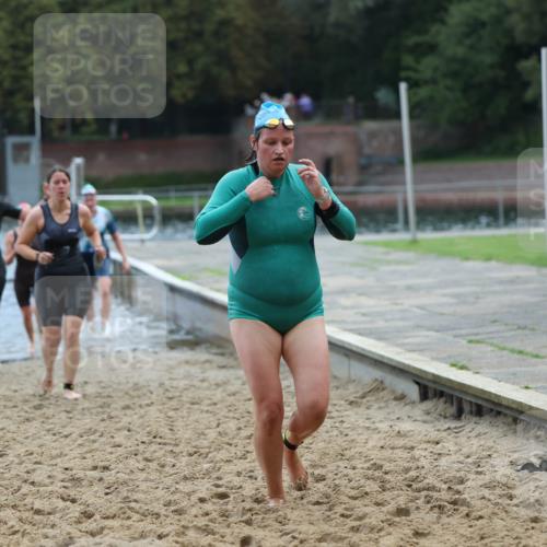 13.09.2026 - Stadtparktriathlon Mo-Foto http://msf.ph/oto/10258722 13.09.2026 11:13:48 Schwimmen 728, 737, 740, 741, 745, 748, 751, 757, 767, 805, 825, 828 meine-sportfotos.de