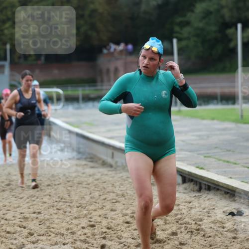 13.09.2026 - Stadtparktriathlon Mo-Foto http://msf.ph/oto/10258726 13.09.2026 11:13:49 Schwimmen 728, 737, 740, 745, 748, 751, 767, 825, 828 meine-sportfotos.de