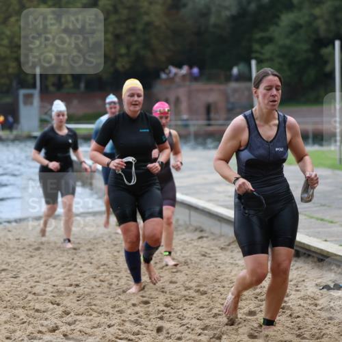 13.09.2026 - Stadtparktriathlon Mo-Foto http://msf.ph/oto/10258749 13.09.2026 11:13:52 Schwimmen 728, 745, 748, 751, 767, 828 meine-sportfotos.de