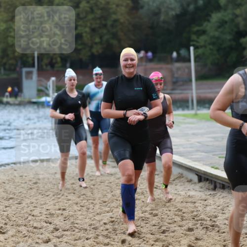 13.09.2026 - Stadtparktriathlon Mo-Foto http://msf.ph/oto/10258750 13.09.2026 11:13:53 Schwimmen 728, 745, 748, 751, 767, 828 meine-sportfotos.de