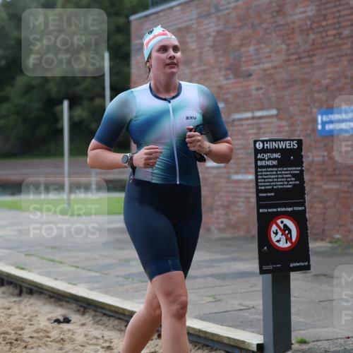 13.09.2026 - Stadtparktriathlon Mo-Foto http://msf.ph/oto/10258777 13.09.2026 11:13:58 Schwimmen 745, 748, 751 meine-sportfotos.de