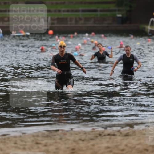 13.09.2026 - Stadtparktriathlon Mo-Foto http://msf.ph/oto/10258781 13.09.2026 11:14:14 Schwimmen 815 meine-sportfotos.de