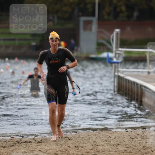 13.09.2026 - Stadtparktriathlon Mo-Foto http://msf.ph/oto/10258802 13.09.2026 11:14:24 Schwimmen 787, 815, 824 meine-sportfotos.de