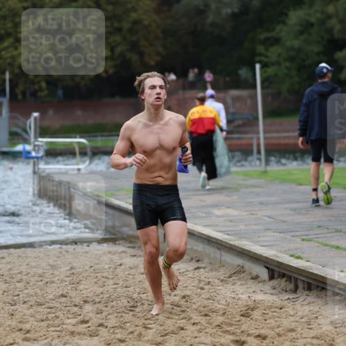 13.09.2026 - Stadtparktriathlon Mo-Foto http://msf.ph/oto/10258804 13.09.2026 11:54:39 Schwimmen 983, 1000, 1006, 1016, 1021, 1068 meine-sportfotos.de