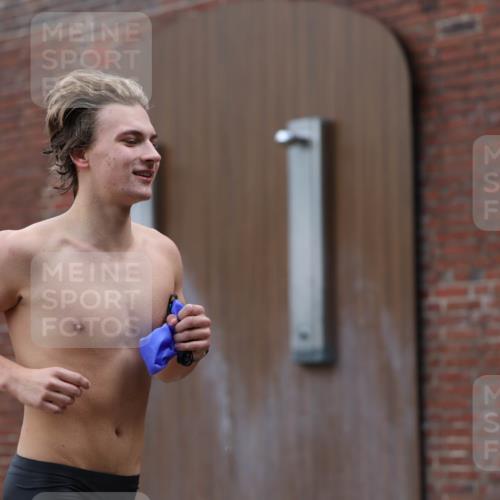 13.09.2026 - Stadtparktriathlon Mo-Foto http://msf.ph/oto/10258817 13.09.2026 11:54:41 Schwimmen 959, 983, 1000, 1006, 1016, 1021, 1068 meine-sportfotos.de