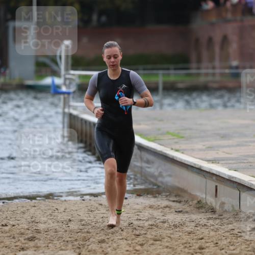 13.09.2026 - Stadtparktriathlon Mo-Foto http://msf.ph/oto/10258830 13.09.2026 11:14:29 Schwimmen 787, 815, 824 meine-sportfotos.de