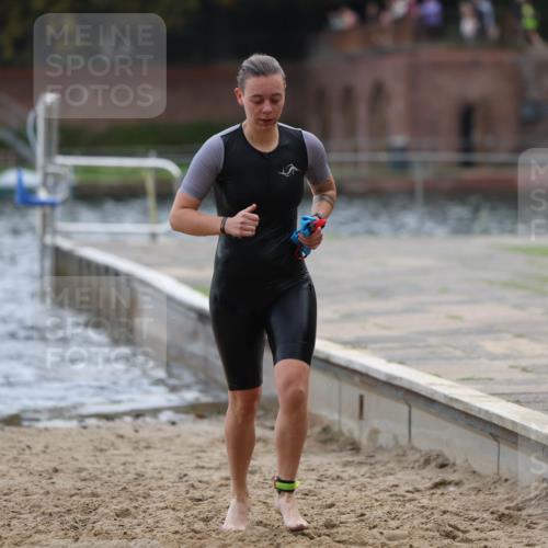 13.09.2026 - Stadtparktriathlon Mo-Foto http://msf.ph/oto/10258836 13.09.2026 11:14:30 Schwimmen 787, 815, 824 meine-sportfotos.de