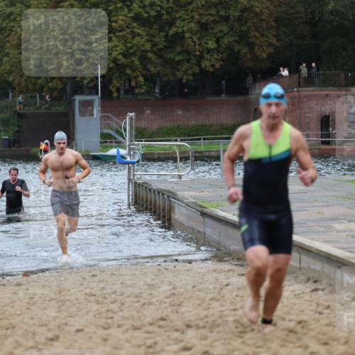 13.09.2026 - Stadtparktriathlon Mo-Foto http://msf.ph/oto/10258842 13.09.2026 11:54:48 Schwimmen 959, 983, 1016, 1021, 1022, 1068 meine-sportfotos.de