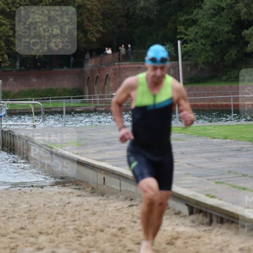 13.09.2026 - Stadtparktriathlon Mo-Foto http://msf.ph/oto/10258848 13.09.2026 11:54:49 Schwimmen 959, 983, 1016, 1021, 1022, 1068 meine-sportfotos.de