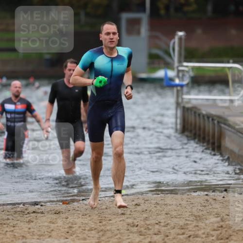 13.09.2026 - Stadtparktriathlon Mo-Foto http://msf.ph/oto/10258887 13.09.2026 11:54:57 Schwimmen 949, 959, 1022, 1064 meine-sportfotos.de