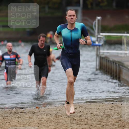 13.09.2026 - Stadtparktriathlon Mo-Foto http://msf.ph/oto/10258890 13.09.2026 11:54:58 Schwimmen 949, 959, 1022, 1064 meine-sportfotos.de