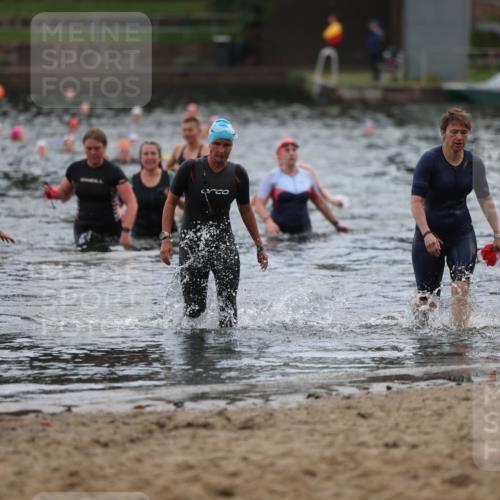 13.09.2026 - Stadtparktriathlon Mo-Foto http://msf.ph/oto/10258893 13.09.2026 11:14:48 Schwimmen 732, 800 meine-sportfotos.de