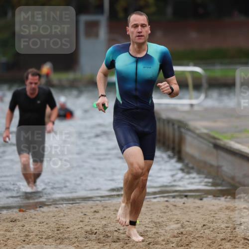 13.09.2026 - Stadtparktriathlon Mo-Foto http://msf.ph/oto/10258894 13.09.2026 11:54:58 Schwimmen 949, 959, 1022, 1064 meine-sportfotos.de