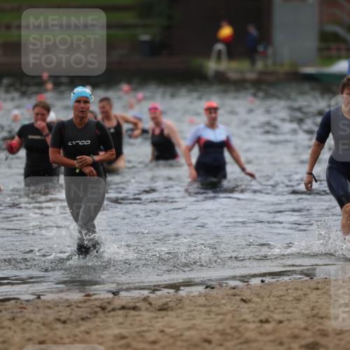 13.09.2026 - Stadtparktriathlon Mo-Foto http://msf.ph/oto/10258901 13.09.2026 11:14:50 Schwimmen 732, 800 meine-sportfotos.de