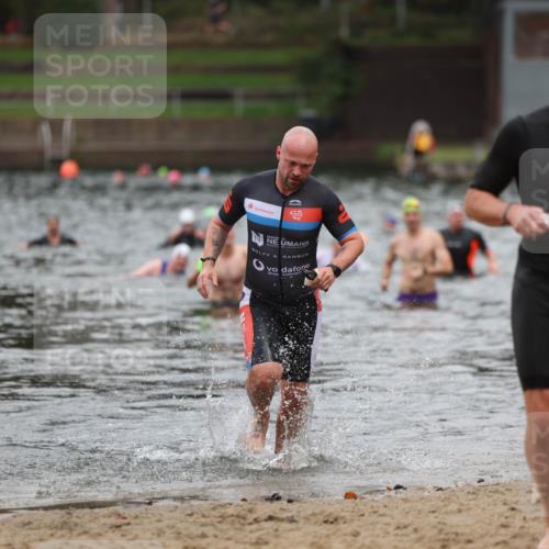 13.09.2026 - Stadtparktriathlon Mo-Foto http://msf.ph/oto/10258914 13.09.2026 11:55:01 Schwimmen 949, 1022, 1064 meine-sportfotos.de