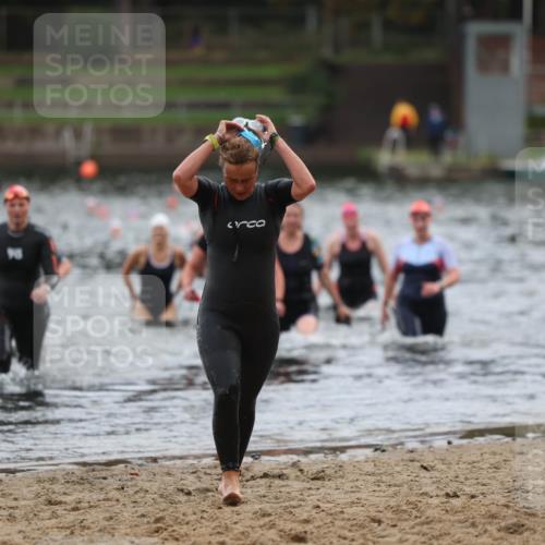 13.09.2026 - Stadtparktriathlon Mo-Foto http://msf.ph/oto/10258916 13.09.2026 11:14:54 Schwimmen 732, 800, 806, 807 meine-sportfotos.de