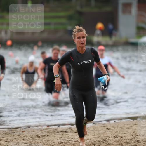 13.09.2026 - Stadtparktriathlon Mo-Foto http://msf.ph/oto/10258918 13.09.2026 11:14:55 Schwimmen 732, 756, 773, 800, 806, 807 meine-sportfotos.de