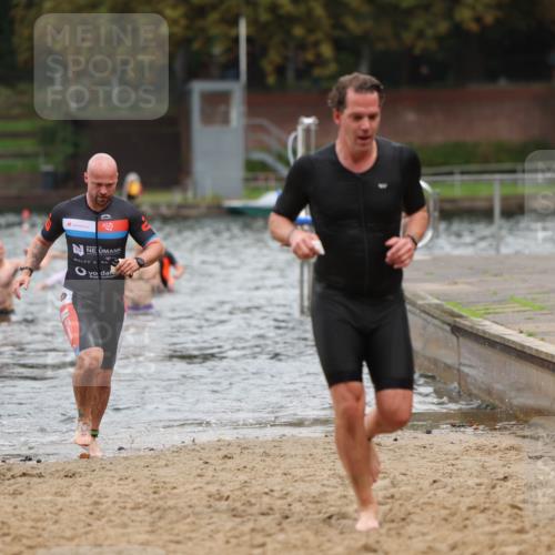 13.09.2026 - Stadtparktriathlon Mo-Foto http://msf.ph/oto/10258919 13.09.2026 11:55:02 Schwimmen 949, 1022, 1064 meine-sportfotos.de