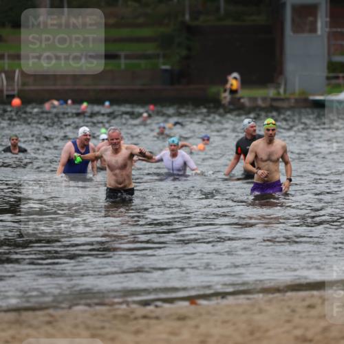 13.09.2026 - Stadtparktriathlon Mo-Foto http://msf.ph/oto/10258937 13.09.2026 11:55:05 Schwimmen 949, 1027, 1029, 1064 meine-sportfotos.de