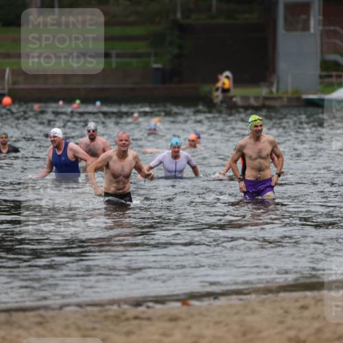 13.09.2026 - Stadtparktriathlon Mo-Foto http://msf.ph/oto/10258943 13.09.2026 11:55:06 Schwimmen 949, 1027, 1029, 1064 meine-sportfotos.de