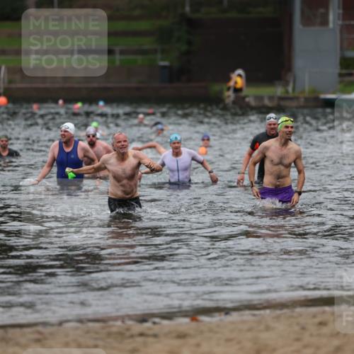 13.09.2026 - Stadtparktriathlon Mo-Foto http://msf.ph/oto/10258945 13.09.2026 11:55:06 Schwimmen 949, 1027, 1029, 1064 meine-sportfotos.de