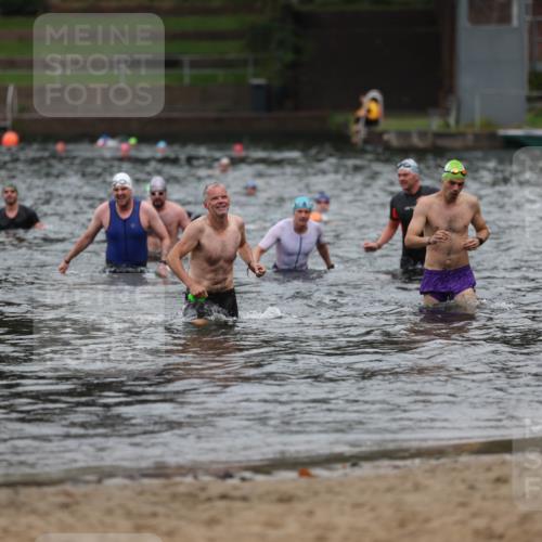 13.09.2026 - Stadtparktriathlon Mo-Foto http://msf.ph/oto/10258951 13.09.2026 11:55:07 Schwimmen 949, 1027, 1029, 1064 meine-sportfotos.de