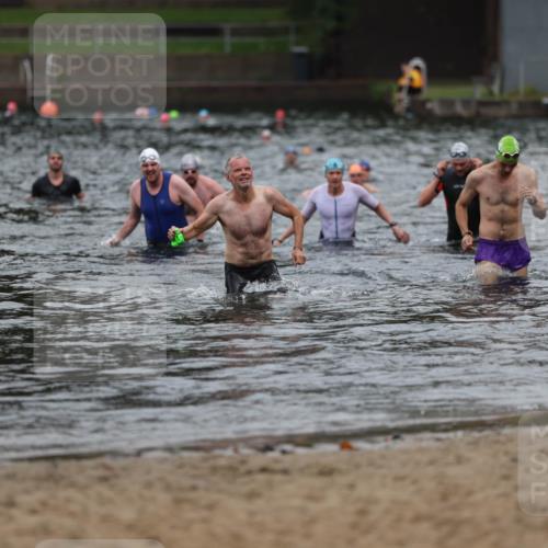 13.09.2026 - Stadtparktriathlon Mo-Foto http://msf.ph/oto/10258953 13.09.2026 11:55:07 Schwimmen 949, 1027, 1029, 1064 meine-sportfotos.de