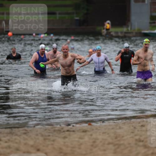 13.09.2026 - Stadtparktriathlon Mo-Foto http://msf.ph/oto/10258968 13.09.2026 11:55:09 Schwimmen 1027, 1029, 1064 meine-sportfotos.de