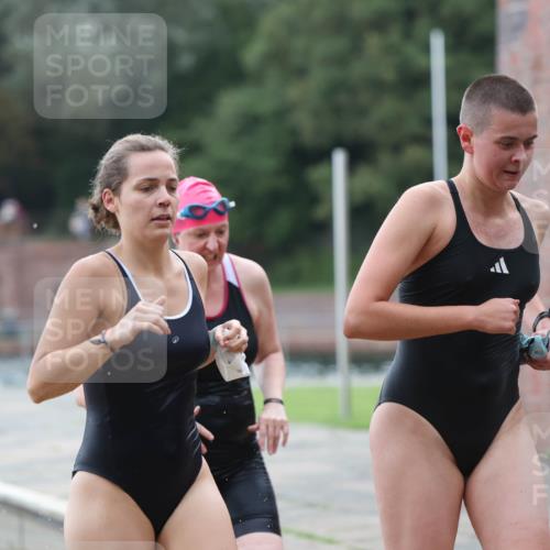 13.09.2026 - Stadtparktriathlon Mo-Foto http://msf.ph/oto/10258978 13.09.2026 11:15:11 Schwimmen 714, 729, 738, 756, 759, 765, 773, 804, 806 meine-sportfotos.de