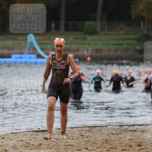 13.09.2026 - Stadtparktriathlon Mo-Foto http://msf.ph/oto/10258998 13.09.2026 11:15:15 Schwimmen 729, 738, 765, 803 meine-sportfotos.de