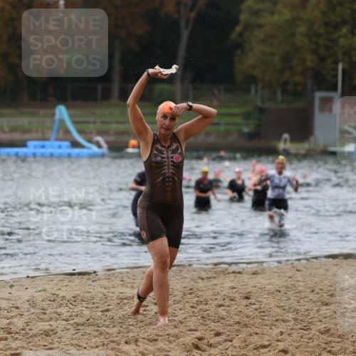 13.09.2026 - Stadtparktriathlon Mo-Foto http://msf.ph/oto/10259012 13.09.2026 11:15:17 Schwimmen 729, 758, 765, 803 meine-sportfotos.de