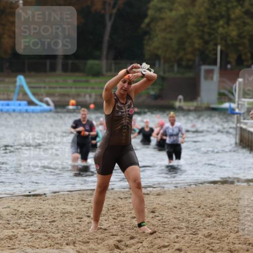 13.09.2026 - Stadtparktriathlon Mo-Foto http://msf.ph/oto/10259014 13.09.2026 11:15:18 Schwimmen 729, 758, 765, 803 meine-sportfotos.de