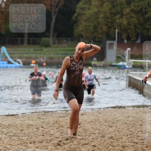 13.09.2026 - Stadtparktriathlon Mo-Foto http://msf.ph/oto/10259016 13.09.2026 11:15:18 Schwimmen 729, 758, 765, 803 meine-sportfotos.de