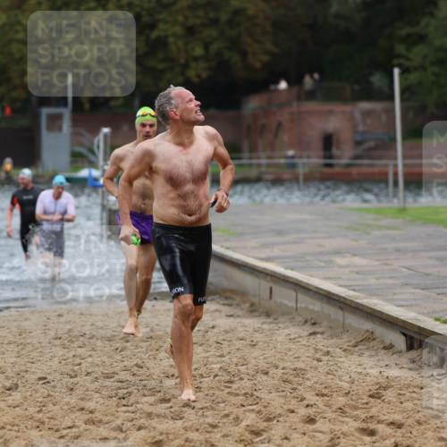 13.09.2026 - Stadtparktriathlon Mo-Foto http://msf.ph/oto/10259017 13.09.2026 11:55:17 Schwimmen 966, 1020, 1027, 1029, 1033, 1058 meine-sportfotos.de