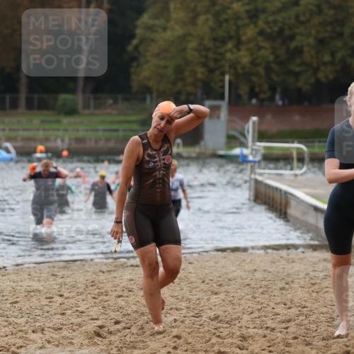 13.09.2026 - Stadtparktriathlon Mo-Foto http://msf.ph/oto/10259019 13.09.2026 11:15:18 Schwimmen 729, 758, 765, 803 meine-sportfotos.de