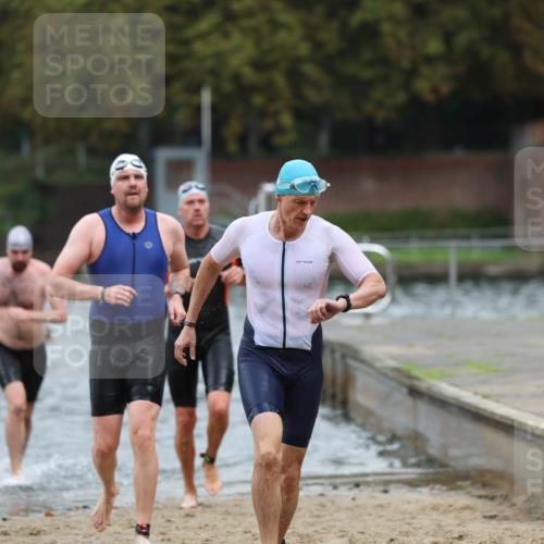 13.09.2026 - Stadtparktriathlon Mo-Foto http://msf.ph/oto/10259046 13.09.2026 11:55:22 Schwimmen 966, 979, 1020, 1027, 1029, 1033, 1058 meine-sportfotos.de