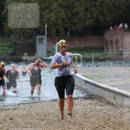 13.09.2026 - Stadtparktriathlon Mo-Foto http://msf.ph/oto/10259056 13.09.2026 11:15:27 Schwimmen 715, 722, 743, 758, 779, 803 meine-sportfotos.de